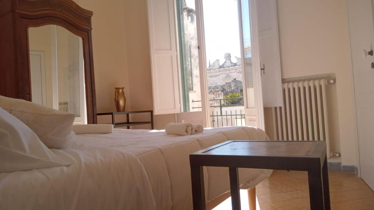 B&B I Sei Volti Lecce Exterior foto